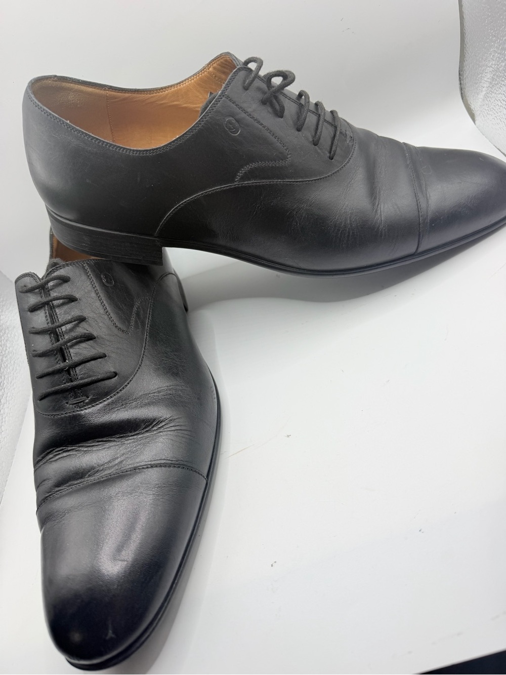 Gucci Black Leather Cap-Toe Derby Oxfords